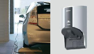 電気自動車・プラグインハイブリッド車の充電コンセントも標準装備。将来の車の買い替えも安心です。